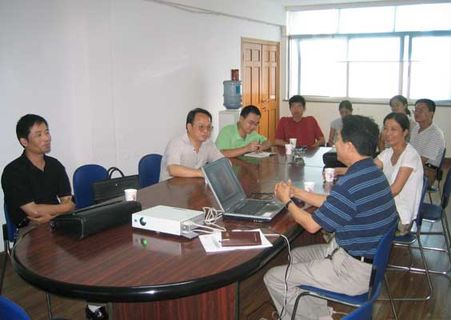 虞總對我公司人才狀況進行詳細(xì)介紹